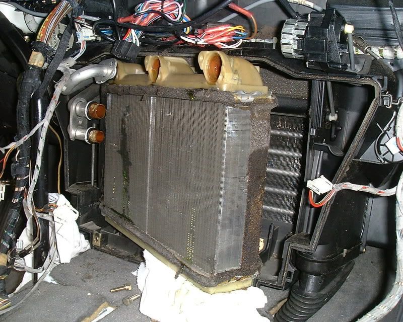 *DIY E34 heater core R&R (IHKA content)
